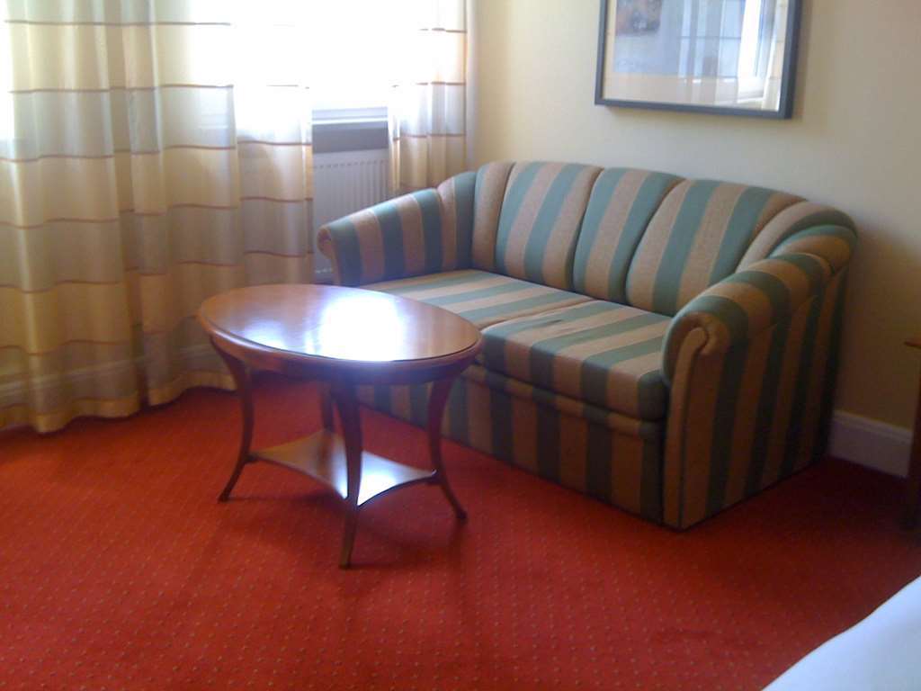 Hotel Moosburger Hof Pfaffenhofen an der Ilm Szoba fotó